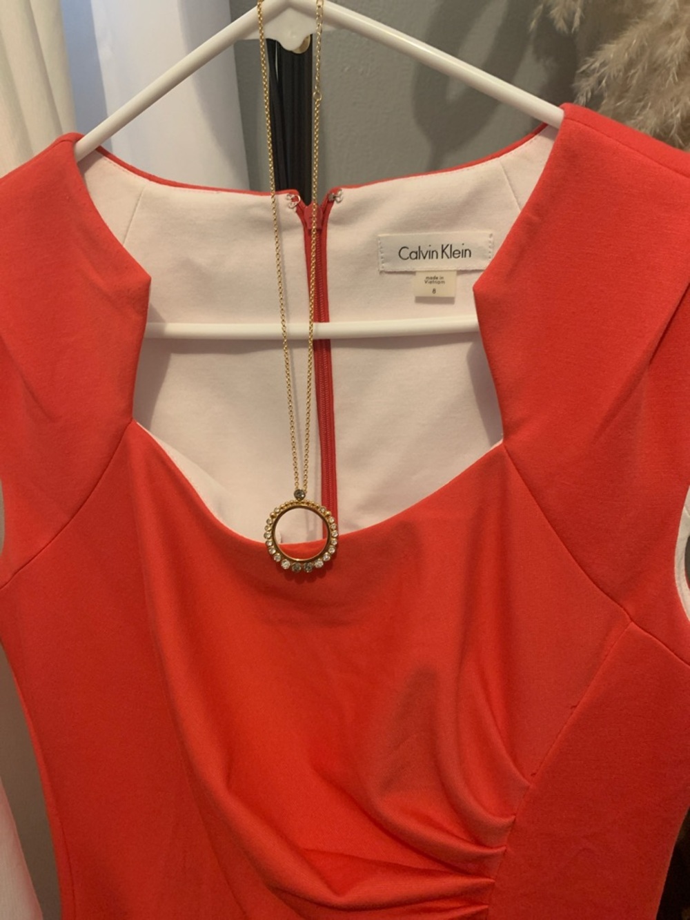 Calvin Klein Coral-Red Cap Sleeve Sheath Dress with Side Ruching w/ necklace